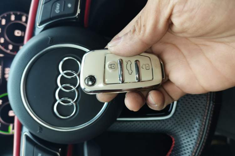 Used Audi Q2L e-tron 2022 Q2L e-tron Pure Electric Smart Enjoyment Model Vehicle Key