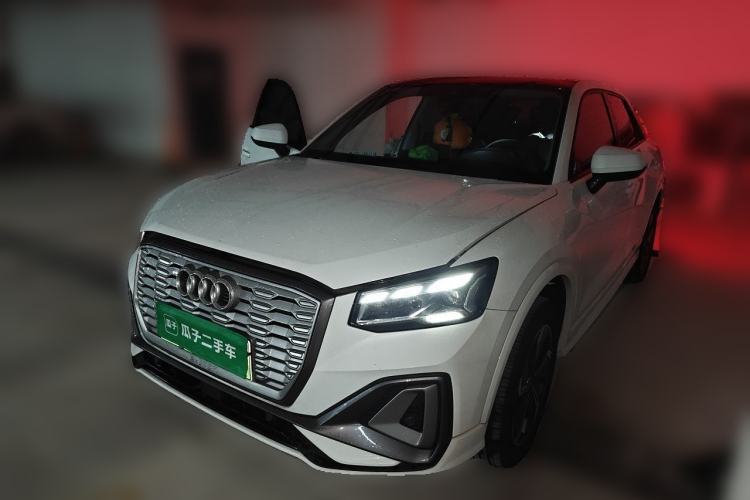 Audi Q2L e-tron 2022 Q2L e-tron Pure Electric Smart Enjoyment Model مستعملة Guazi used car, China used car export, Used car for sale, Used  cars, Cheapest cars for sale