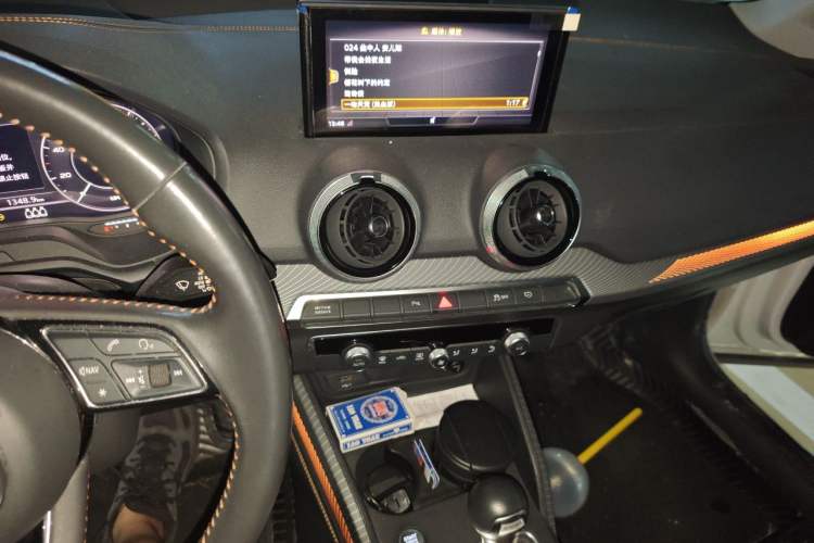 Used Audi Q2L e-tron 2022 Q2L e-tron Pure Electric Smart Enjoyment Model Audio And AC Panel