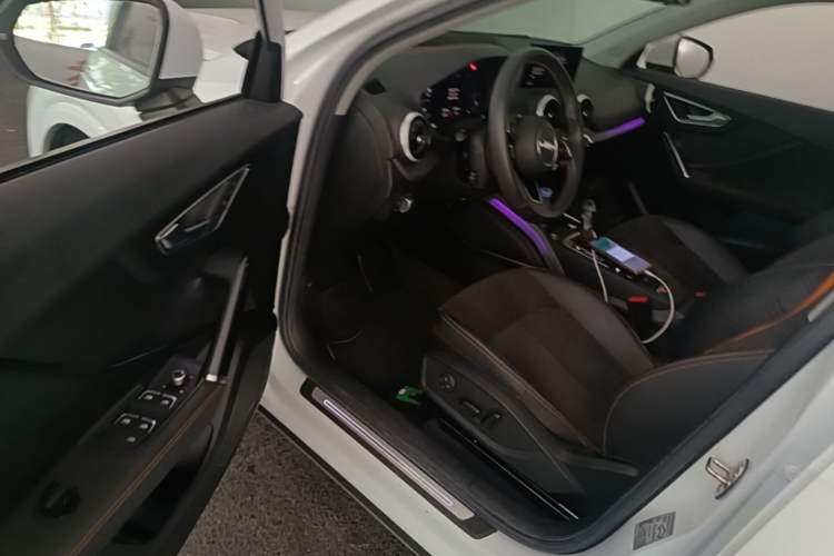 Used Audi Q2L e-tron 2022 Q2L e-tron Pure Electric Smart Enjoyment Model Driver Seat