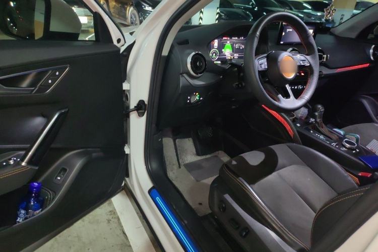 Used Audi Q2L e-tron 2022 Q2L e-tron Pure Electric Smart Enjoyment Model Driver Seat