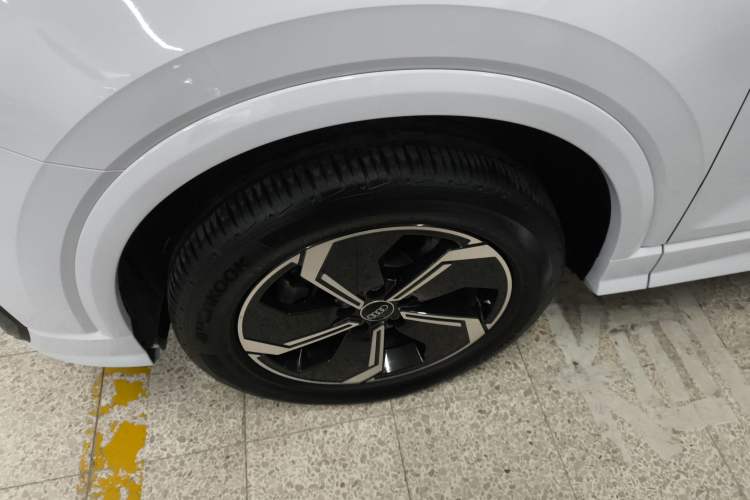 Used Audi Q2L e-tron 2022 Q2L e-tron Pure Electric Smart Enjoyment Model Exterior 7