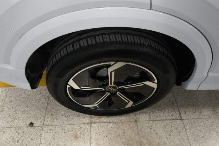 Used Audi Q2L e-tron 2022 Q2L e-tron Pure Electric Smart Enjoyment Model Exterior 8