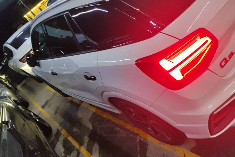 Used Audi Q2L e-tron 2022 Q2L e-tron Pure Electric Smart Enjoyment Model Left Side