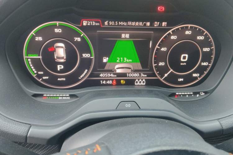 Used Audi Q2L e-tron 2022 Q2L e-tron Pure Electric Smart Enjoyment Model Odometer Close Up