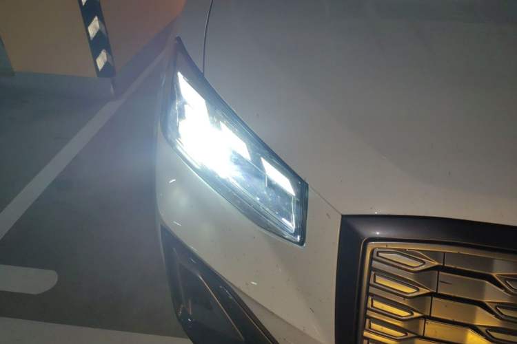 Used Audi Q2L e-tron 2022 Q2L e-tron Pure Electric Smart Enjoyment Model Right Front Headlight