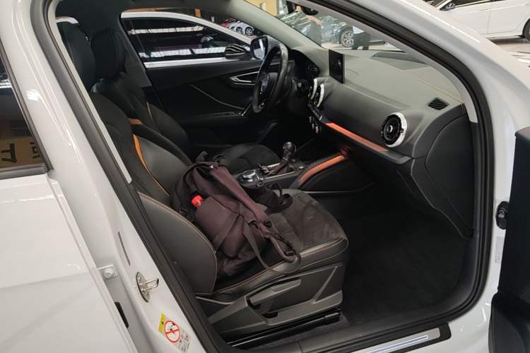 Used Audi Q2L e-tron 2022 Q2L e-tron Pure Electric Smart Enjoyment Model Right Front Seat