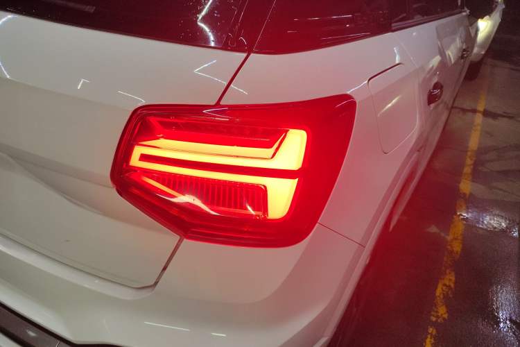 Used Audi Q2L e-tron 2022 Q2L e-tron Pure Electric Smart Enjoyment Model Right Rear Taillight