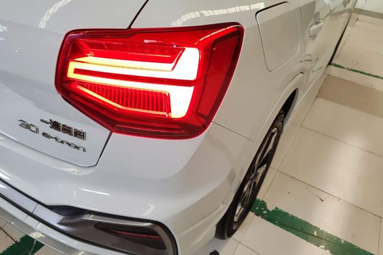 Used Audi Q2L e-tron 2022 Q2L e-tron Pure Electric Smart Enjoyment Model Right Rear Taillight