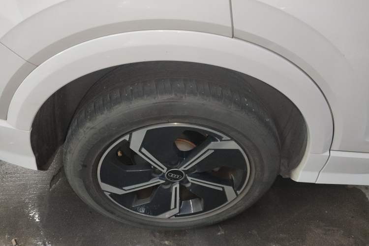 Used Audi Q2L e-tron 2022 Q2L e-tron Pure Electric Smart Enjoyment Model Right Rear Wheel Hub