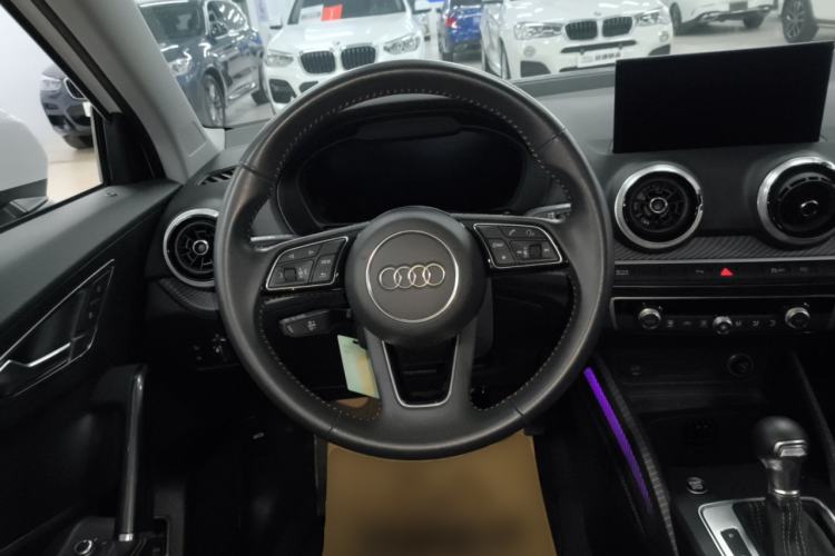 Used Audi Q2L e-tron 2022 Q2L e-tron Pure Electric Smart Enjoyment Model Steering Wheel