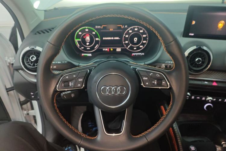 Used Audi Q2L e-tron 2022 Q2L e-tron Pure Electric Smart Enjoyment Model Steering Wheel
