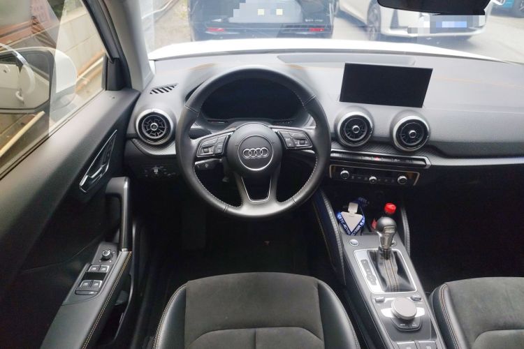 Used Audi Q2L e-tron 2022 Q2L e-tron Pure Electric Smart Enjoyment Model Steering Wheel
