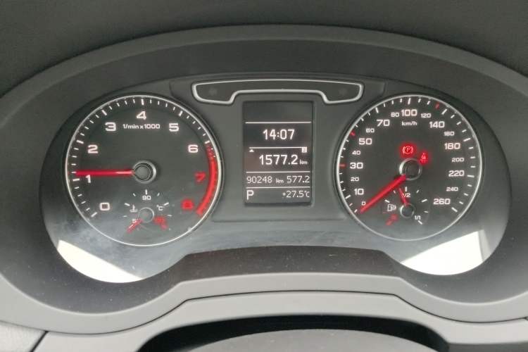 Used Audi Q3 2013 35 TFSI Comfort Model Instrument Cluster