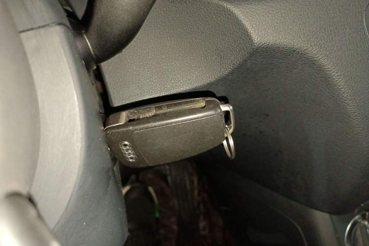 Used Audi Q3 2015 35 TFSI Comfort Model Interior 1