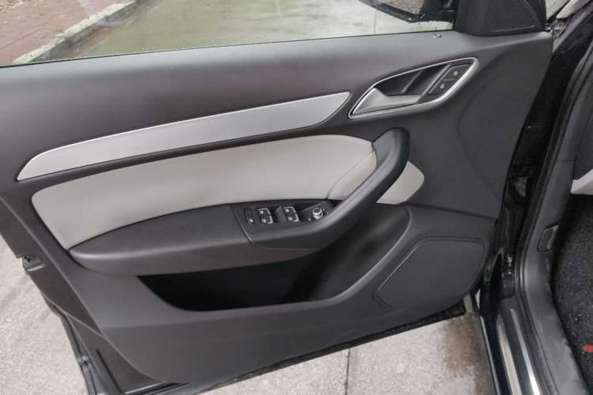 Used Audi Q3 2013 35 TFSI Comfort Model Interior 7