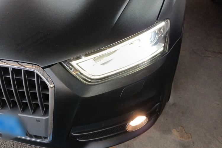Used Audi Q3 2015 35 TFSI Comfort Model Left Front Headlight