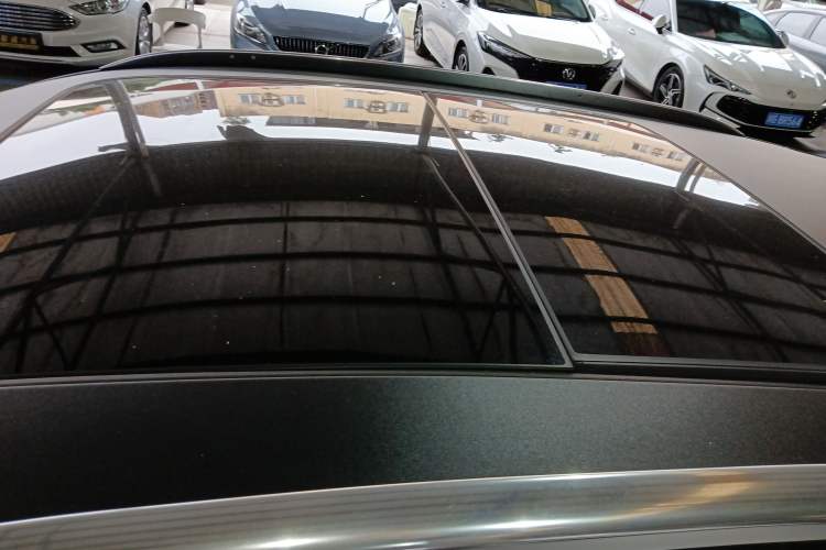 Used Audi Q3 2015 35 TFSI Comfort Model Roof