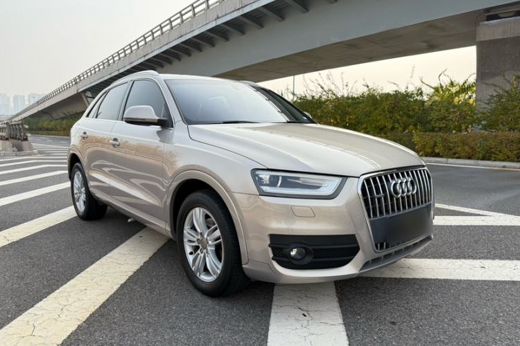 Used Audi Q3 2015 35 TFSI quattro Technology Edition Exterior 2