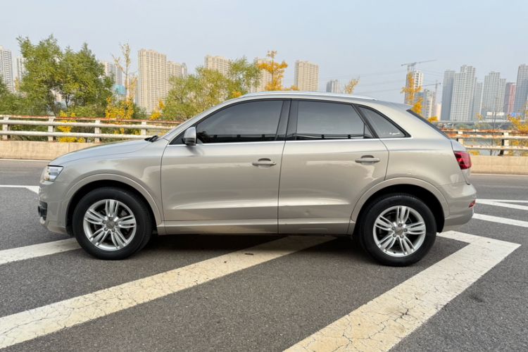 Used Audi Q3 2015 35 TFSI quattro Technology Edition Exterior 3