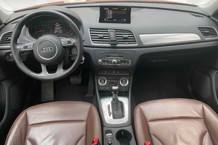 Used Audi Q3 2015 35 TFSI Comfort Model Interior 1