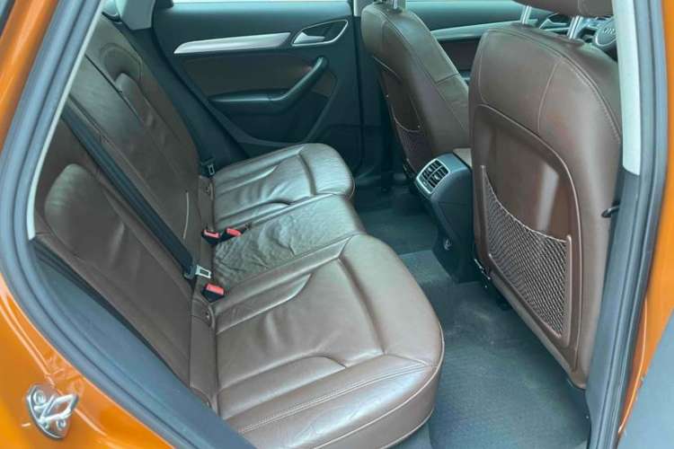 Used Audi Q3 2015 35 TFSI Comfort Model Interior 2