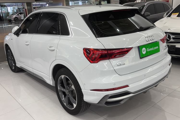 Used Audi Q3 2023 35 TFSI Fashion Dynamic Model (1.4T) Exterior 4