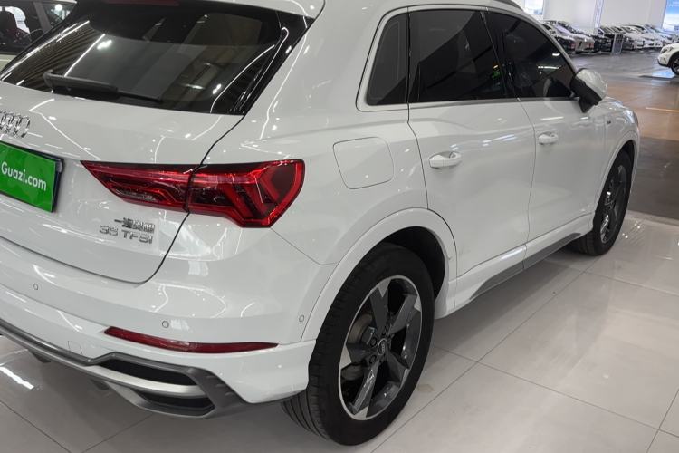 Used Audi Q3 2023 35 TFSI Fashion Dynamic Model (1.4T) Exterior 5