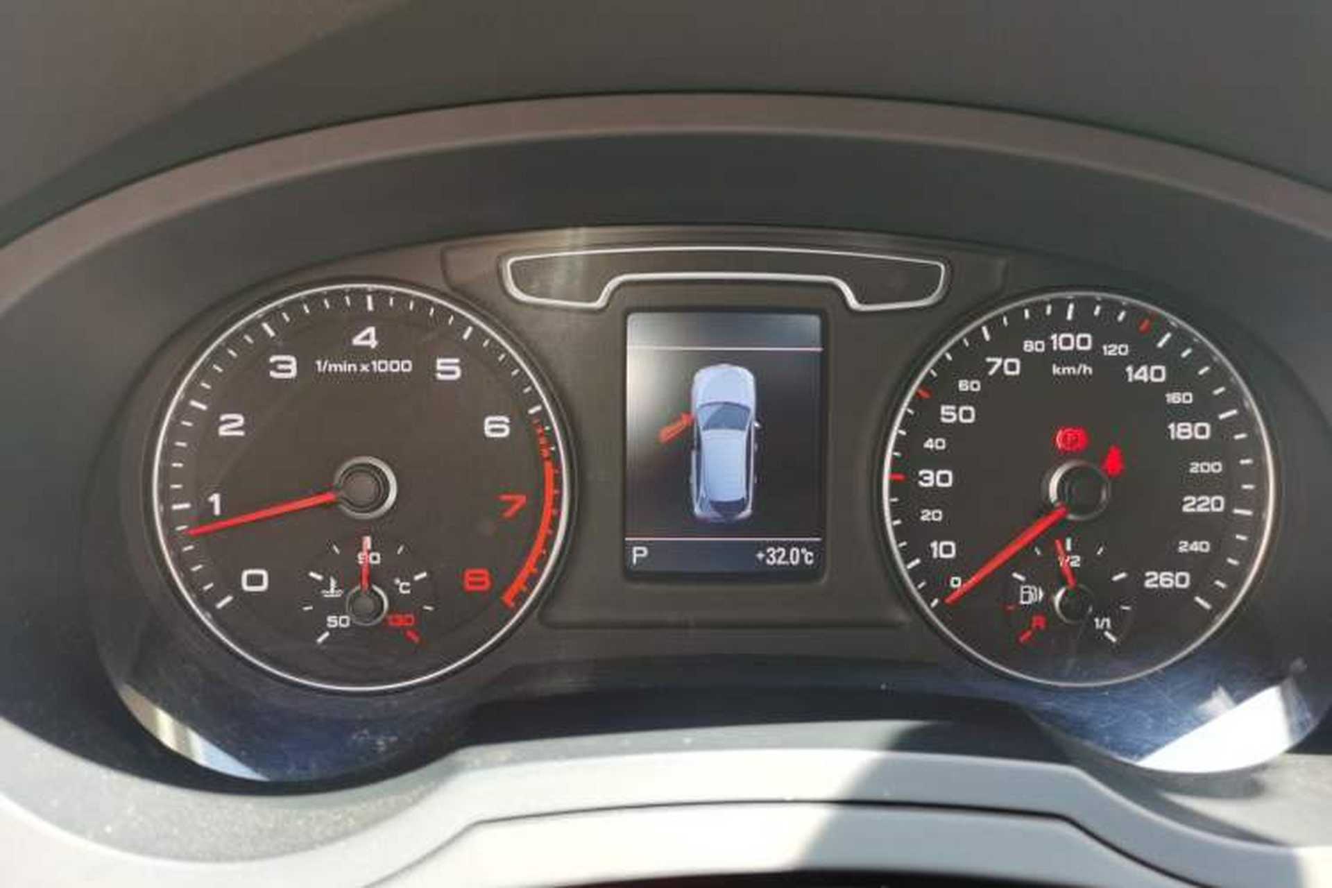 Used Audi Q3 2012 35 TFSI quattro Comfort Model Instrument Cluster