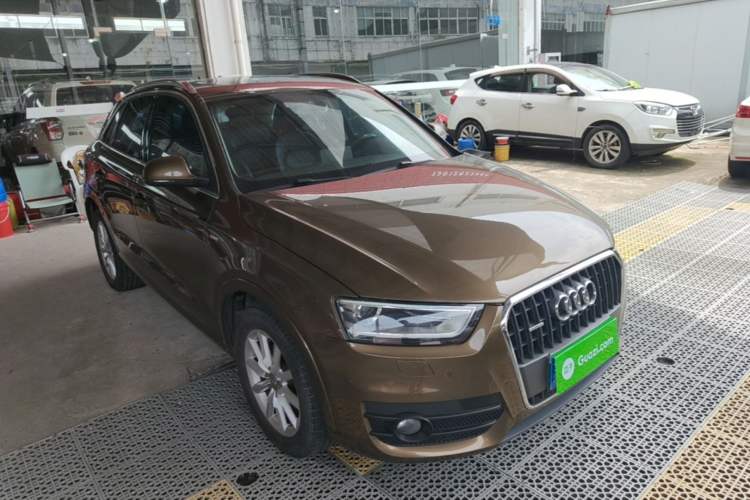 Used Audi Q3 2012 35 TFSI quattro Comfort Model Front Right 45 Deg