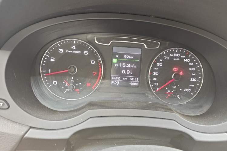 Used Audi Q3 2012 35 TFSI quattro Comfort Model Instrument Cluster