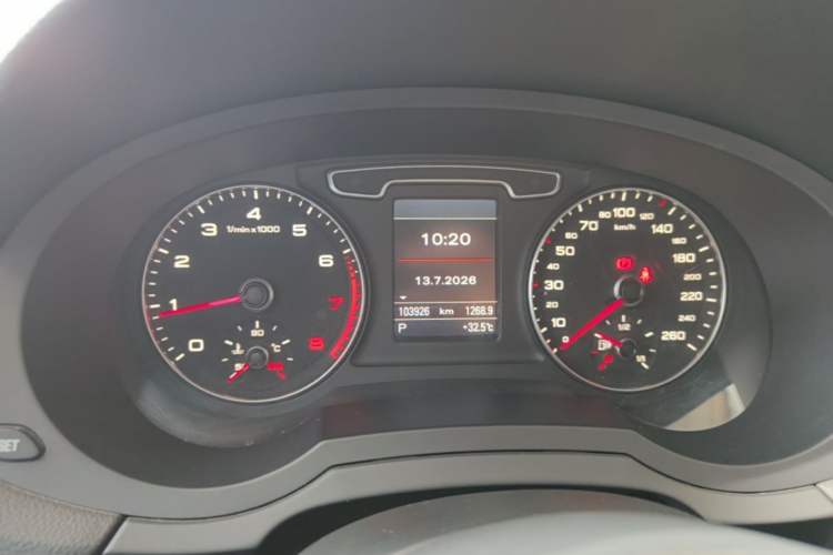 Used Audi Q3 2012 35 TFSI quattro Comfort Model Instrument Cluster