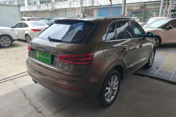 Used Audi Q3 2012 35 TFSI quattro Comfort Model Rear Right 45 Deg