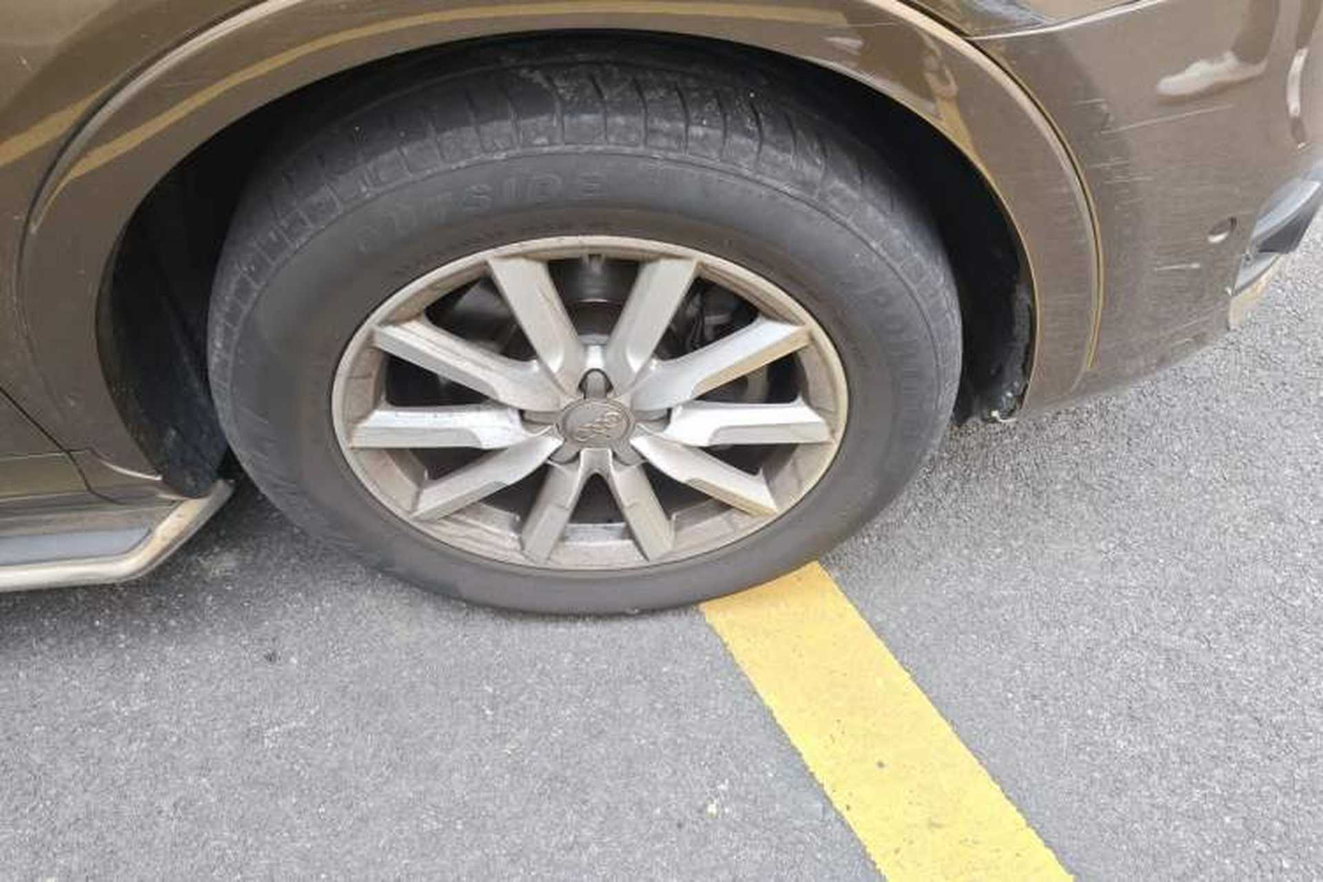 Used Audi Q3 2012 35 TFSI quattro Comfort Model Right Front Wheel Hub