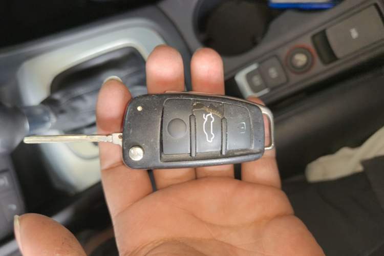 Used Audi Q3 2012 35 TFSI quattro Comfort Model Vehicle Key