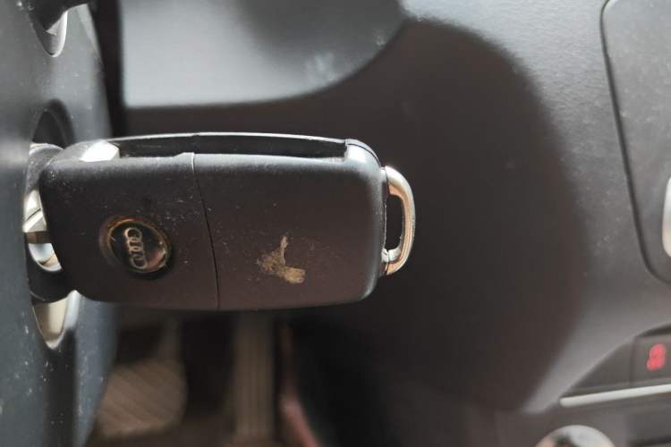 Used Audi Q3 2012 35 TFSI quattro Comfort Model Vehicle Key