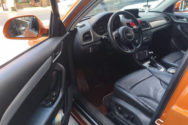 Used Audi Q3 2012 35 TFSI quattro Comfort Model Driver Seat