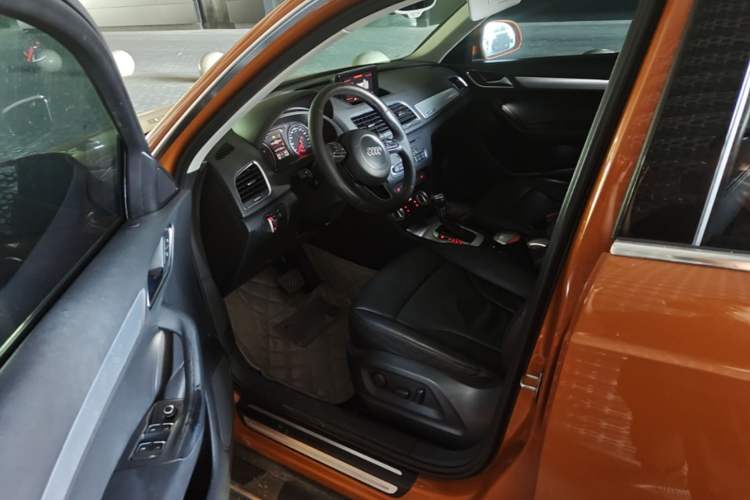 Used Audi Q3 2012 35 TFSI quattro Comfort Model Driver Seat