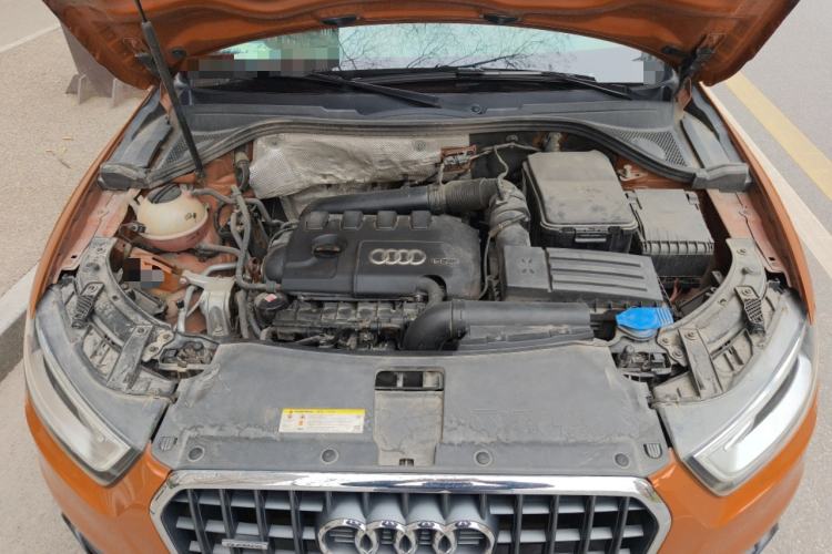 Used Audi Q3 2012 35 TFSI quattro Comfort Model Engine Bay