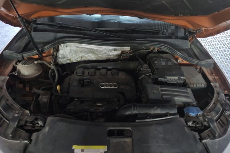 Used Audi Q3 2012 35 TFSI quattro Comfort Model Engine Bay