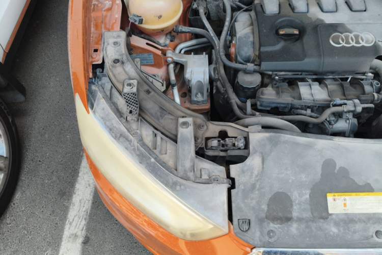 Used Audi Q3 2012 35 TFSI quattro Comfort Model Engine Bay Right