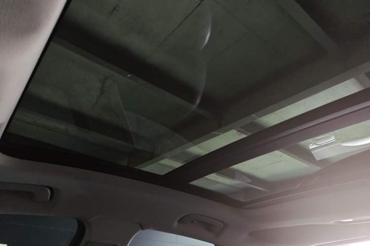 Used Audi Q3 2012 35 TFSI quattro Comfort Model Headliner