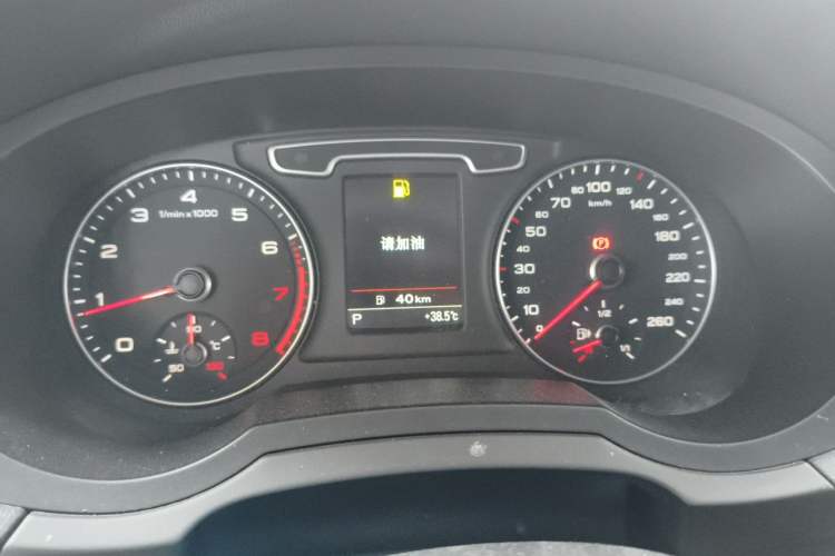 Used Audi Q3 2012 35 TFSI quattro Comfort Model Instrument Cluster