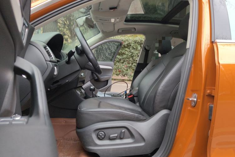 Used Audi Q3 2012 35 TFSI quattro Comfort Model Left Front Seat