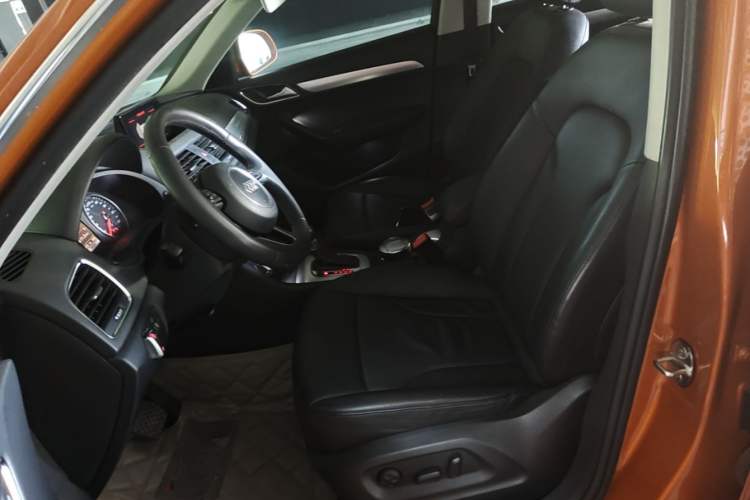Used Audi Q3 2012 35 TFSI quattro Comfort Model Left Front Seat