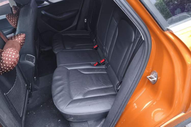 Used Audi Q3 2012 35 TFSI quattro Comfort Model Left Rear Seat