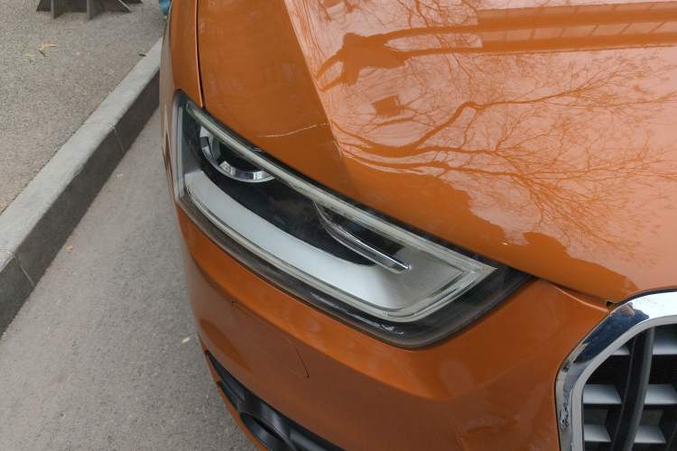 Used Audi Q3 2012 35 TFSI quattro Comfort Model Right Front Headlight