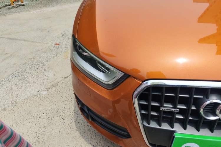 Used Audi Q3 2012 35 TFSI quattro Comfort Model Right Front Headlight