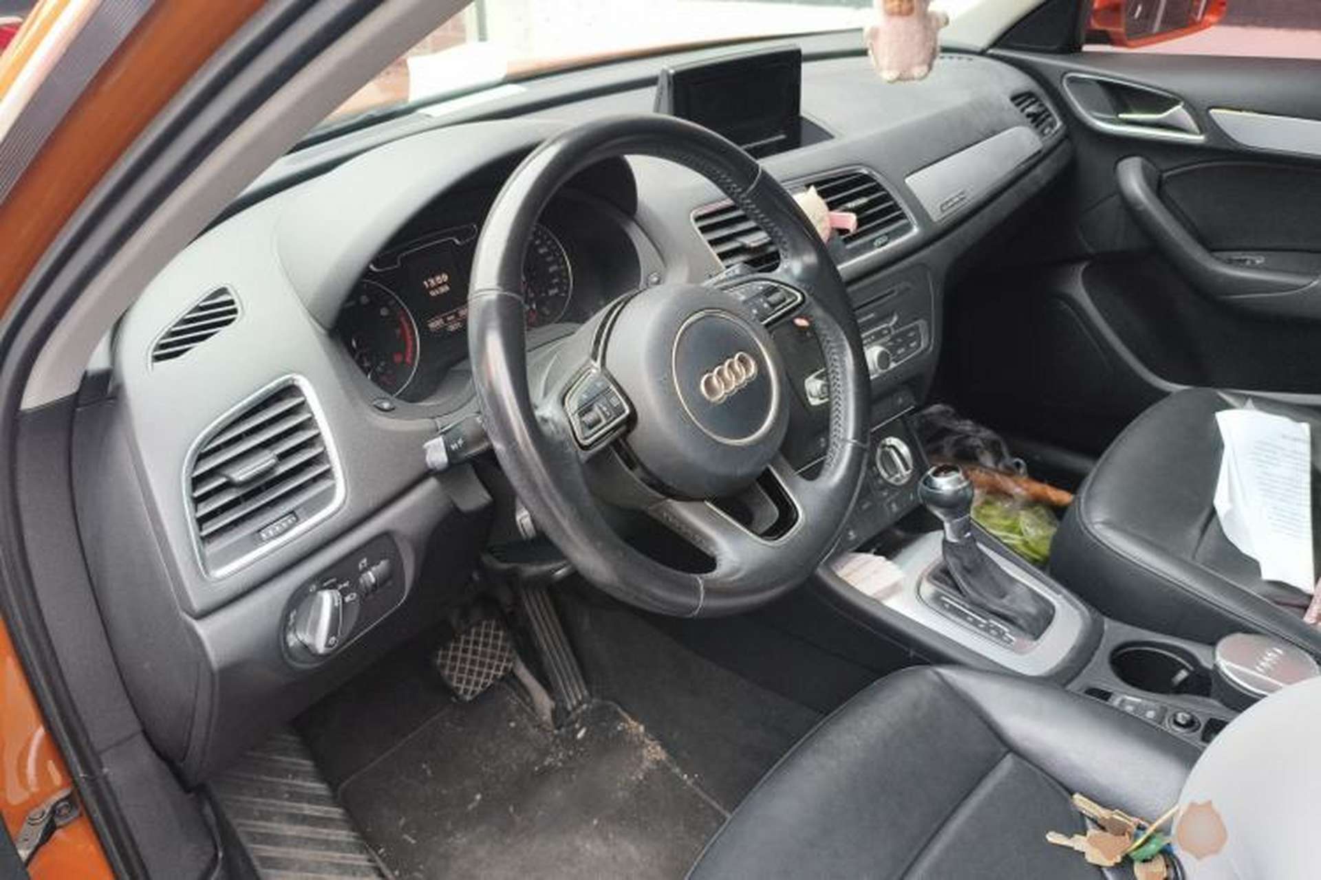 Used Audi Q3 2012 35 TFSI quattro Comfort Model Steering Wheel