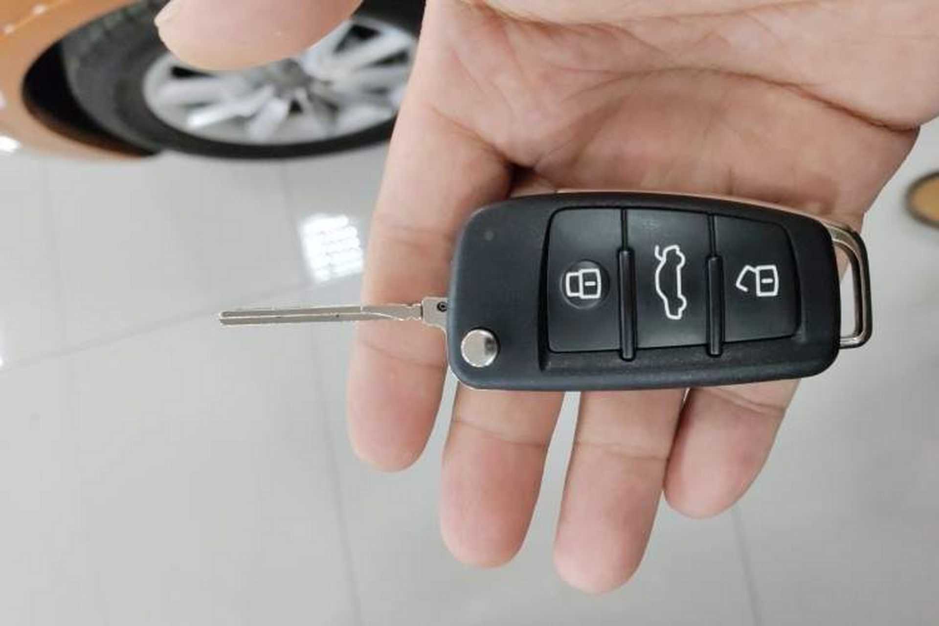 Used Audi Q3 2012 35 TFSI quattro Comfort Model Vehicle Key
